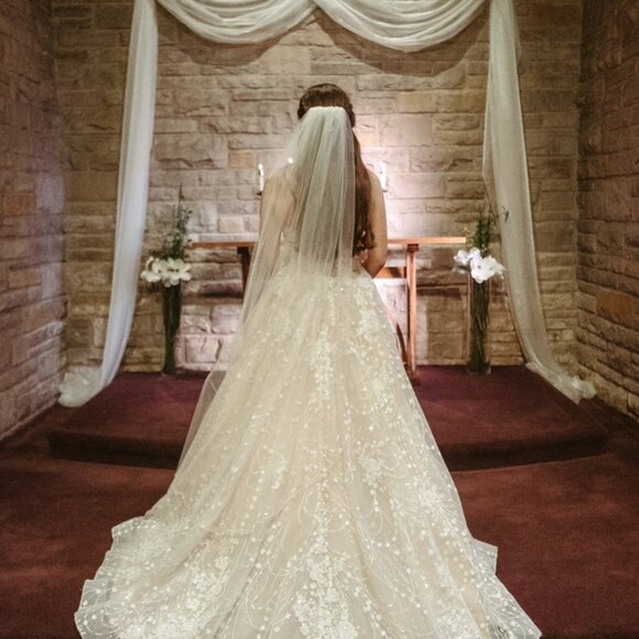 Beaded 60in Waltz/Ballet Style Bridal Veil - White - Picture 8 of 8